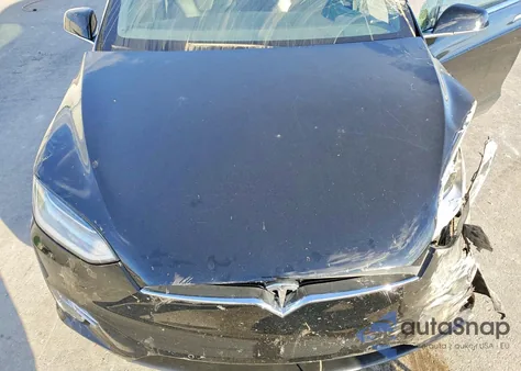 2019 Tesla Model X из США, поврежденный, VIN 5YJXCBE25KF151478